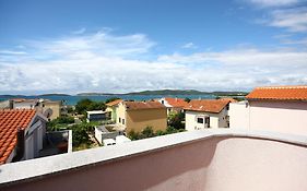 Apartments Beader